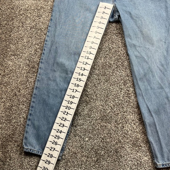 Levi's 550 jeans Womens Relaxed Fit Tapered usa vintage Light Wash 31X28 mom - Picture 4 of 8